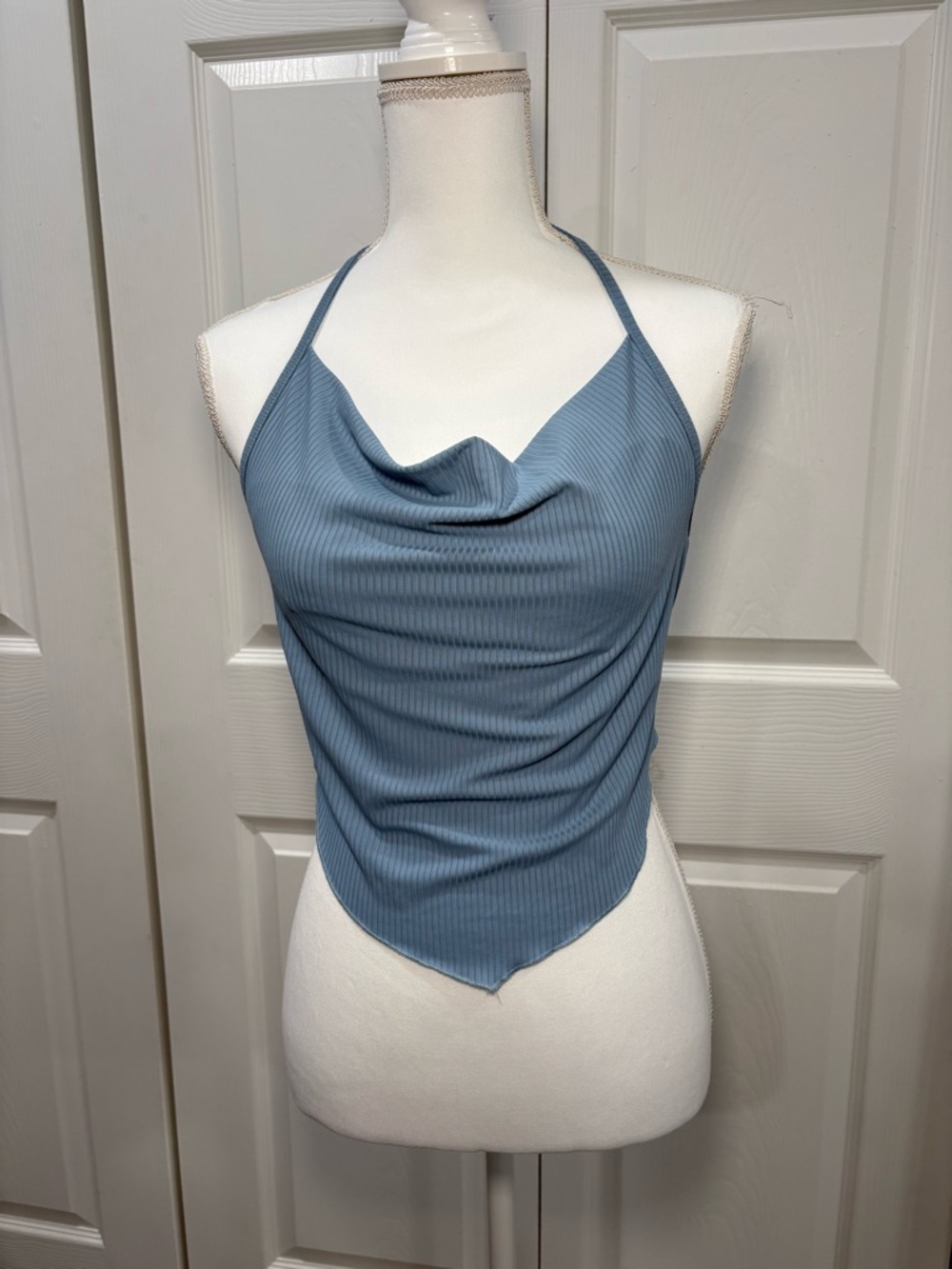 SHEIN Light Blue Ribbed Top with Tag Detail